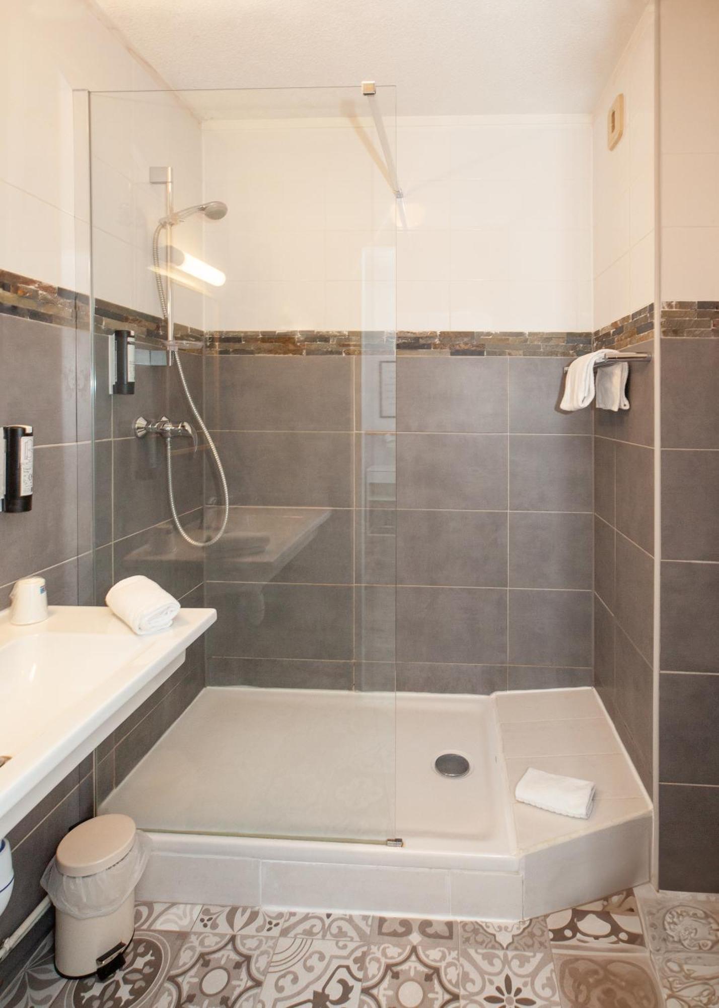Hotel Atlantide Biscarrosse Eksteriør billede