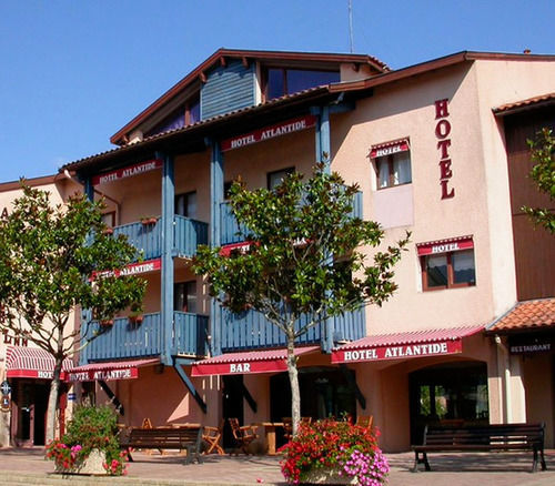 Hotel Atlantide Biscarrosse Eksteriør billede